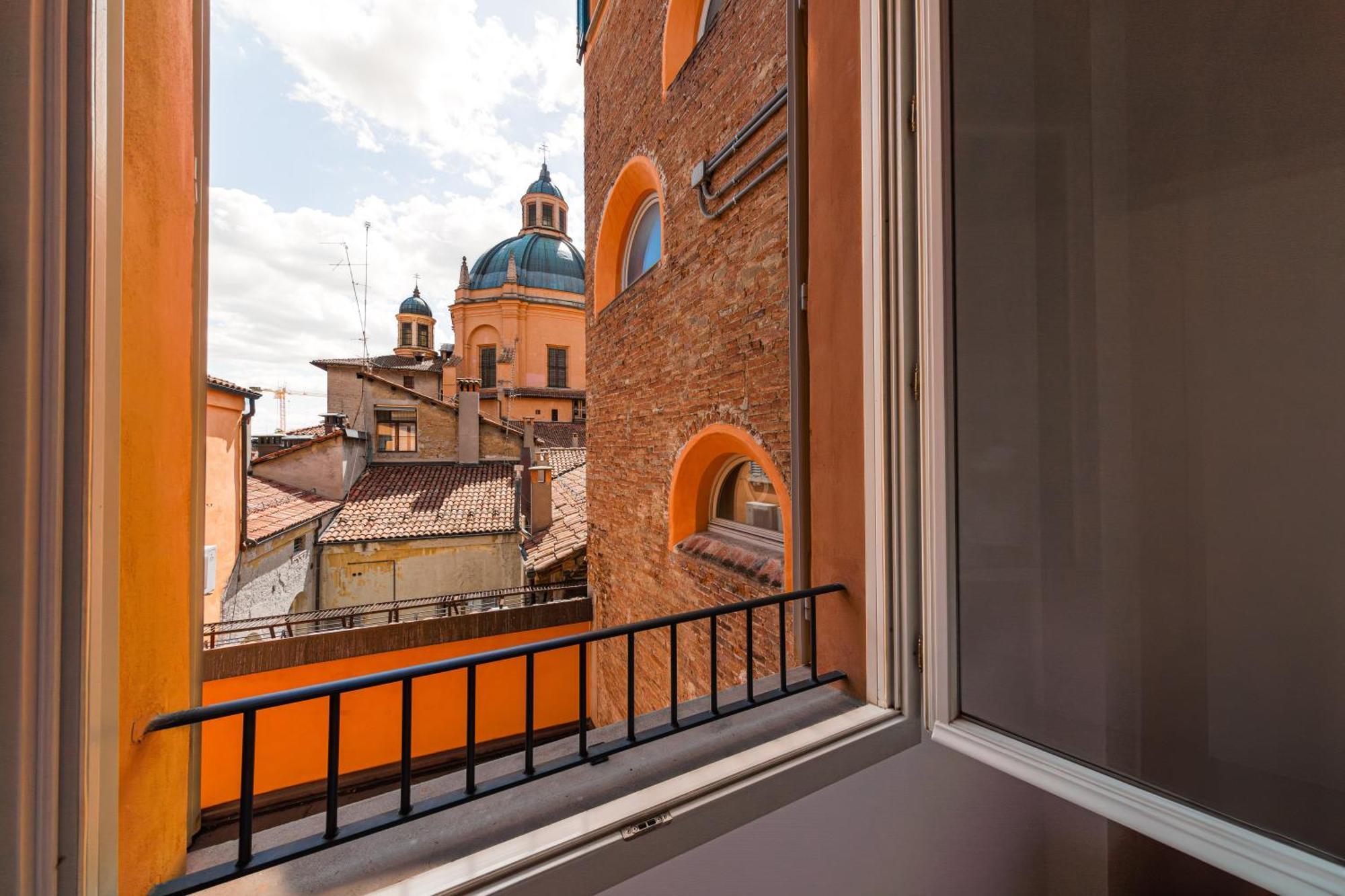 Immobo Domus - Piazza Maggiore View Bologna Luaran gambar